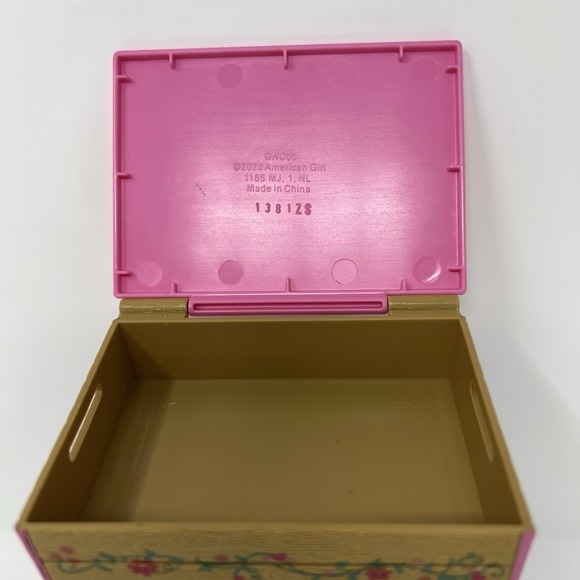 American Girl Replacement Desk for WellieWishers Ready to Learn 14.5" Dolls - Picture 5 of 6